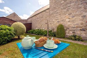 Appartements La Belle Epoque - maison en pierre avec jardin : Maison 2 Chambres