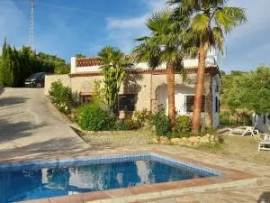 Las Palmeras - Ein Stück vom Paradies - Behagliches Haus mit Pool - Madrigueras