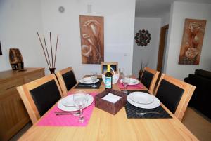 Whale - Apartment with Wi-Fi and heated pool