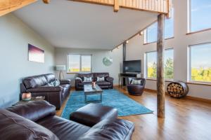 Constant & True Seasmhach agus Dileas