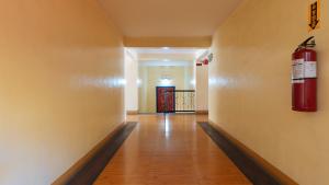 RedDoorz @ Golden Victory Hotel Mabalacat Pampanga