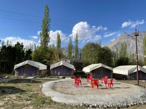 Hotel Nubra Delight and Camps