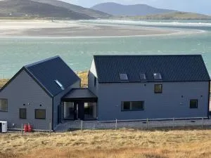 Taigh Rona - Amhuinnsuidhe