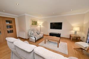 Inverness City Apartment