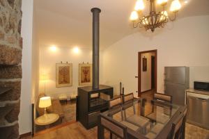 Casa da Lameira II by Gerês Casas