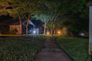 Crocodile Bridge Safari Lodge
