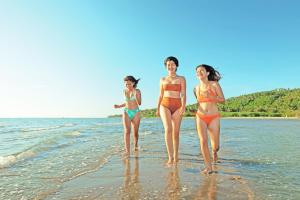 EL Rancho Beach Hotel