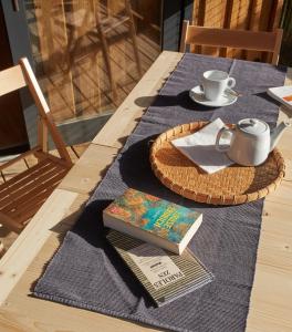 Le Jardin Saint Germain Lodges and Events