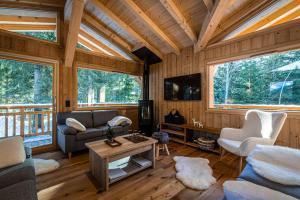 Chalet Forest