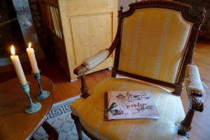 B&B / Chambres d'hotes Le petit chateau du Villard : Chambre Quadruple