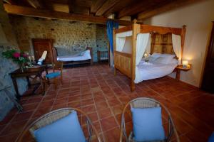 B&B / Chambres d'hotes Le petit chateau du Villard : photos des chambres