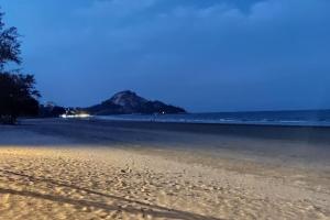 Baan Peang Ploen Khao Takiab Beach