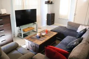 Cosy Home near the sea - Ayios Tykhonas