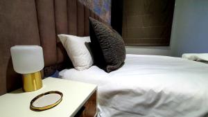 2SIX2 On Florida Road, Modern Lifestyle apartment 802