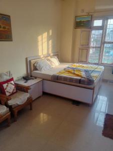 CITY CROWN GUEST HOUSE