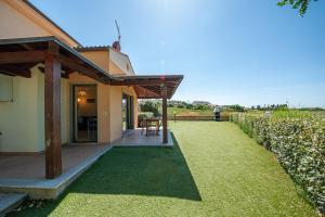 APARTMENT WITH SEA VIEW AND POOL IN CASTELSARDO img16