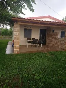 Nikos & Patras Houses - Néa Tríglia