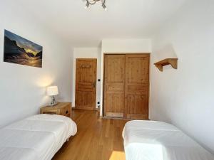 Appartement T3 au Centre de Chamonix avec WIFI et Parking - FR-1-507-3