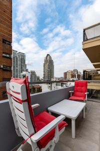 Urban Parque Las Heras 2 dormitorios en lo mejor de Palermo - Cochera - piso alto