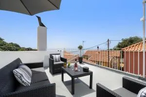 Maria's Dream House - Áno Pavliána