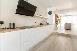 Appartement spacieux et moderne 4 chambres à 5mn à pieds République