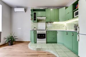 Picasso apartment in a park area