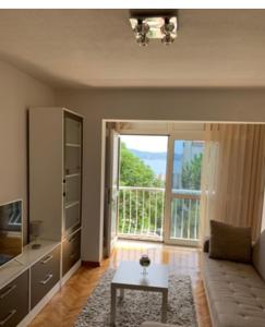 APARTMAN MORE