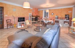 Stunning Home In Mazan