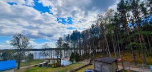 Apartament z widokiem na ... jezioro, las, oraz wypoczynek w Swornychgaciach