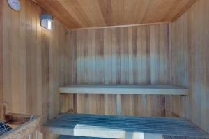 Island Tower Unit 1403