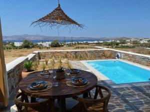 Beachhouse Omega Naxos