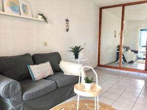 Cozzy Apartment con vista al mar