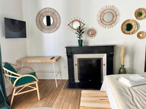 Maisons de vacances Le Gite de Jean Thevenin, avec parking gratuit : photos des chambres
