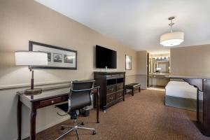 Best Western Corona Hotel & Suites