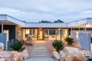 Js' Retreat at Flutes Estate, Margaret River - Gracetown
