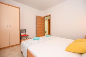 Apartments Neve - 50 m from beach