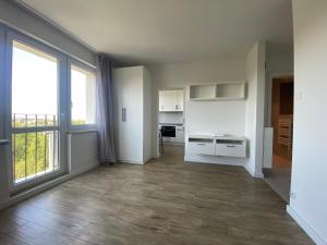 Brand New Top Floor Apartment at Mokotow