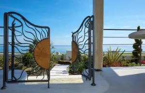 Sunrise Little - Agii Saranta