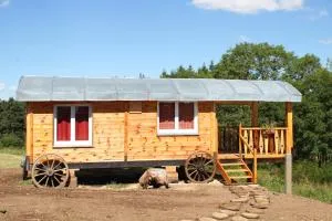 roulotte impériale perchée- - 阿莱格尔