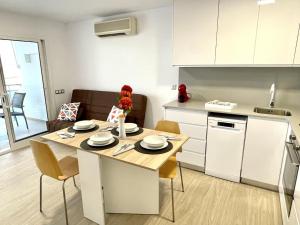 APARTBEACH FABIOLA VISTAS PLAYA y CLIMATIZADO