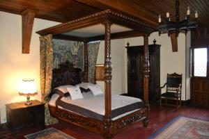 B&B / Chambres d'hotes Chateau de Peufeilhoux : photos des chambres