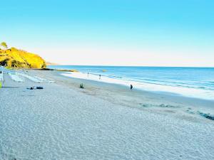 On The BEACH Stunning Apartment Albufeira Olhos de Água