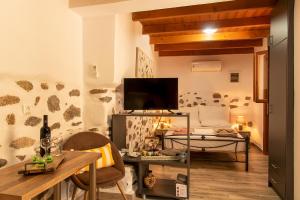 Anemolia Tiny Stone House