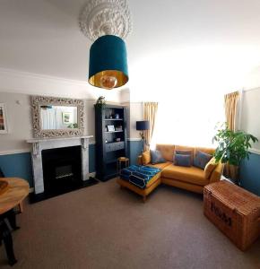 Beautifully appointed, period seaside apartment