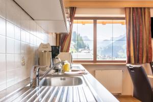 Hotel Residence Gardena Alps 300