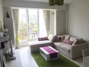 Apartment South Park - Louis Eyer