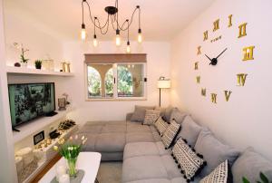 Duce Apartment Mendula