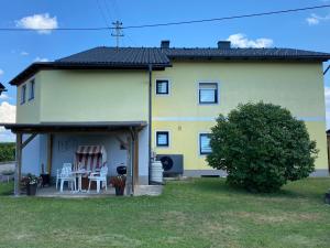 Apartment in Sankt Kanzian near Klopeiner Lake