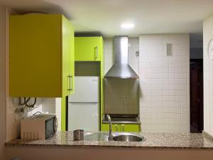 Apartamento a 5 minutos de la playa de la caleta