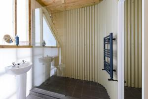 Killarney Glamping at the Grove, Suites and Lodges